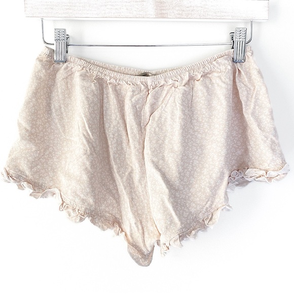 Brandy Melville Pants - Brandy Melville Floral Ruffle Micro Shorts S White Cream Dainty Coquette Cottage